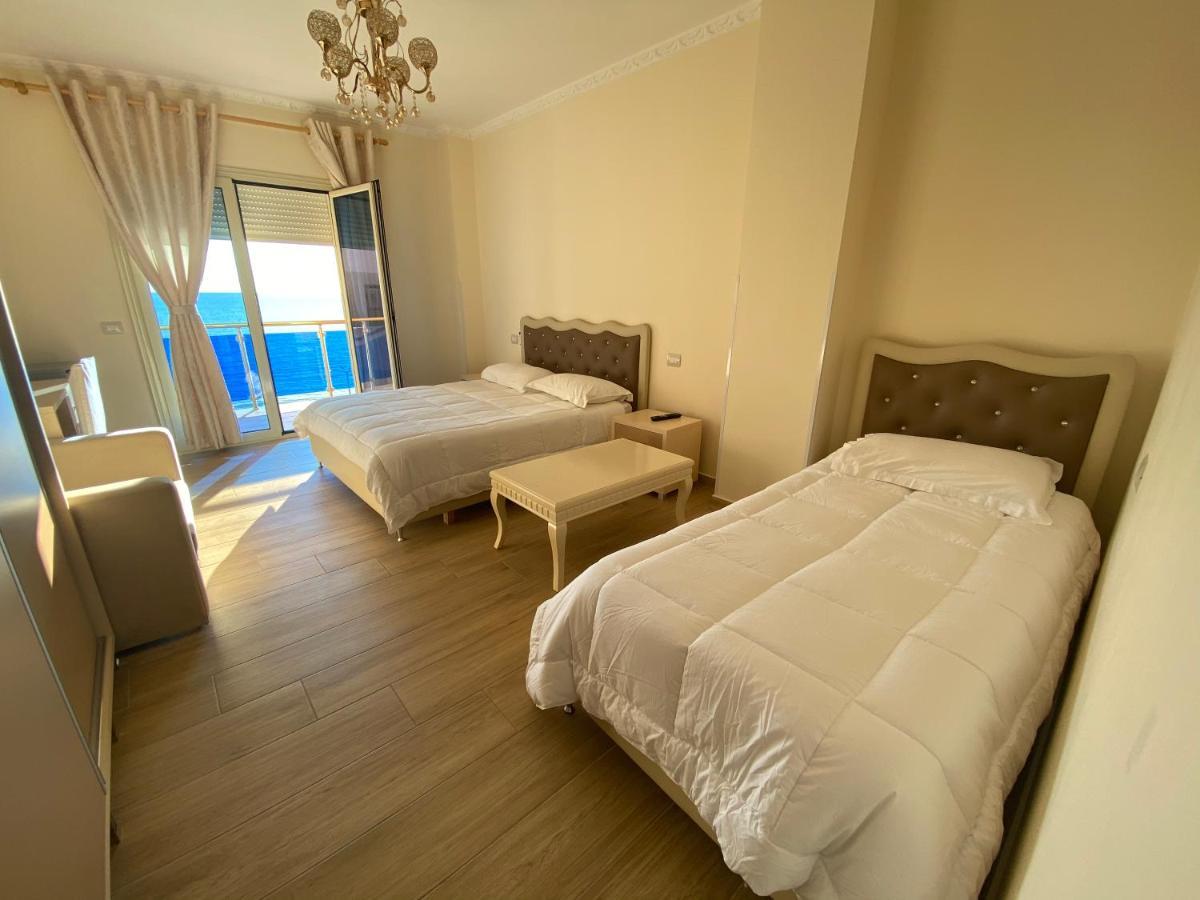 Hotel 3 Vellezerit Durrës Exteriör bild