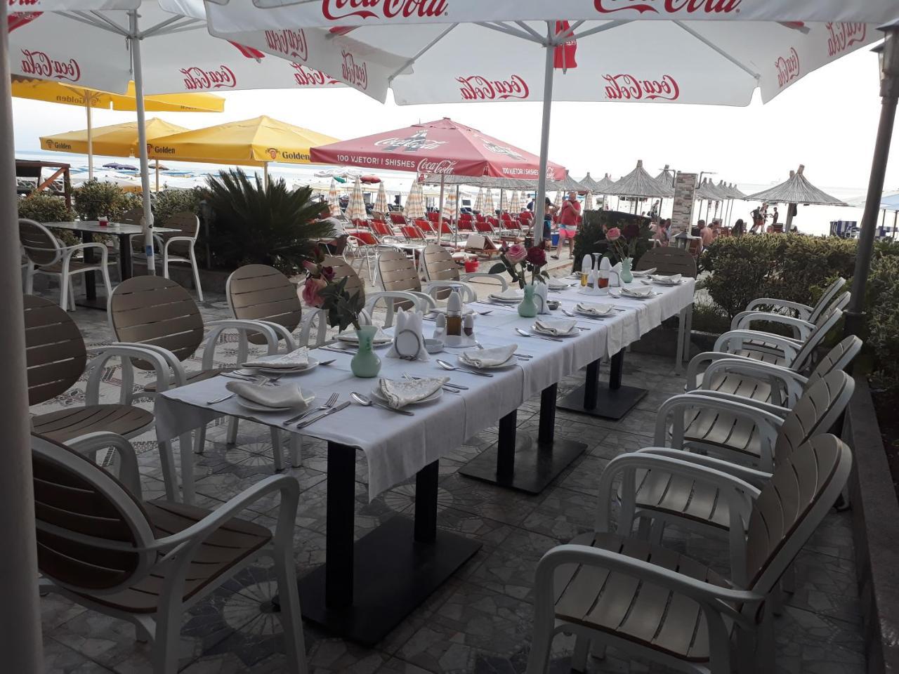 Hotel 3 Vellezerit Durrës Exteriör bild
